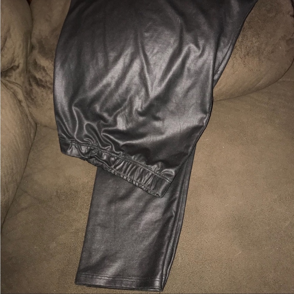 Torrid Size 2 Faux Leather Leggings in EUC!